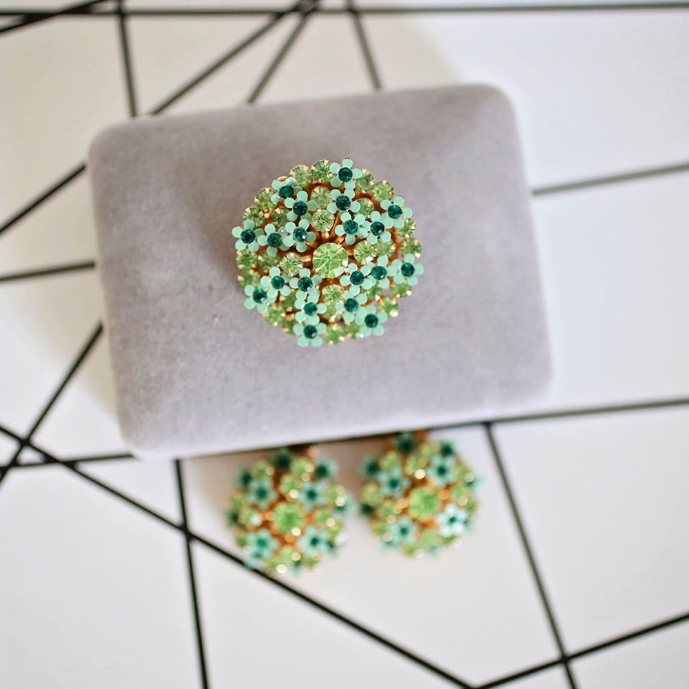 VINTAGE rhinestone set!
